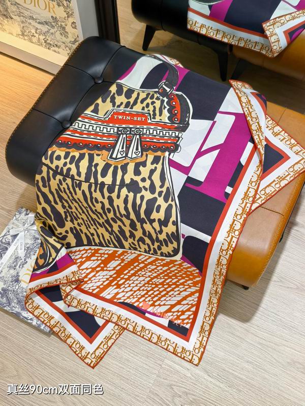Dior silk scarf 90X90cm E0511747